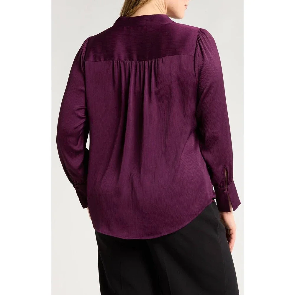 Anne Klein Split‑Neck Textured Woven Tunic Top – Size M – NWT – $99 - Picture 2 of 4